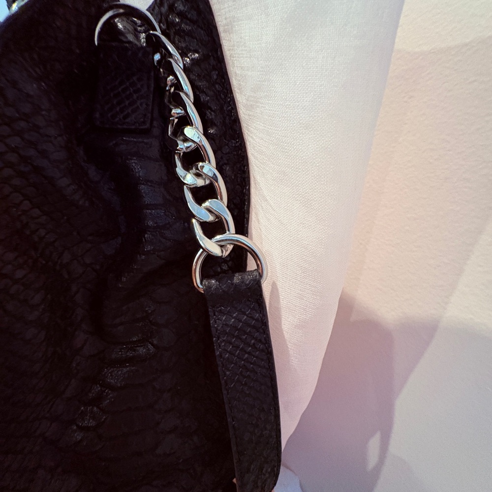 Michael Kors Black Python Leather Hamilton Purse - Picture 9 of 11